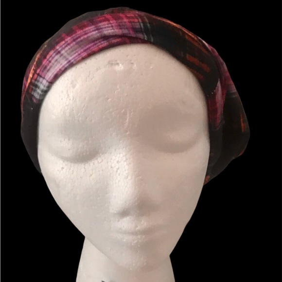 Handmade handcrafted slouch beanie - Picture 5 of 6